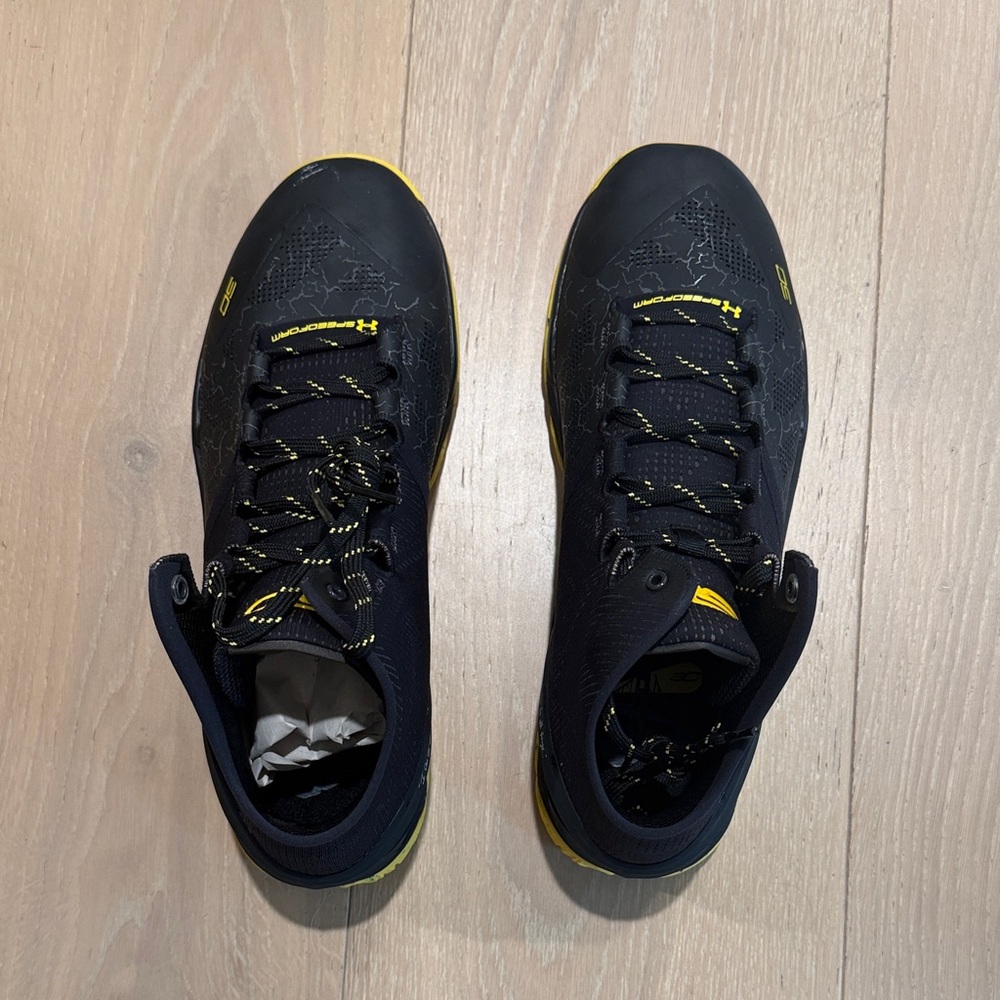 Under Armour Curry 2 Brand New In-box